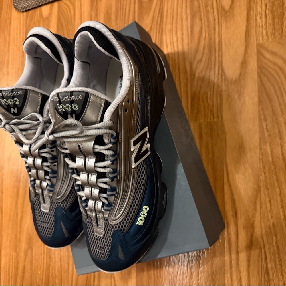 New Balance Men's 1000 Sneakers - Blue and Gray